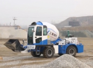 自上料搅拌车实用吗？